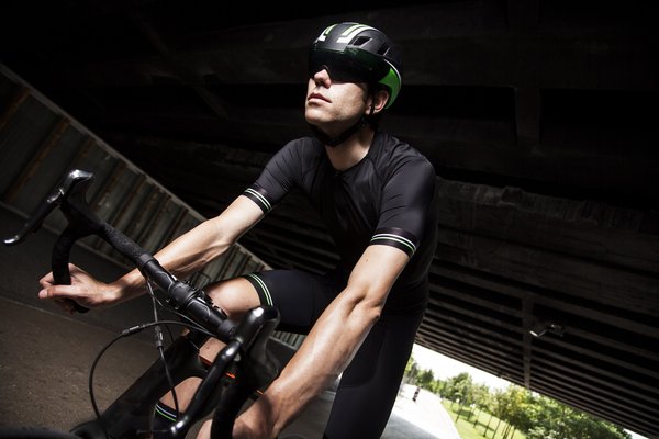 Quels sont les secrets pour choisir le bon maillot une pièce pour une silhouette en H?